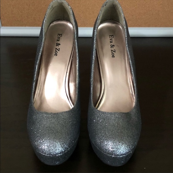EVA & ZOE Silver Glitter Heels - Picture 2 of 6